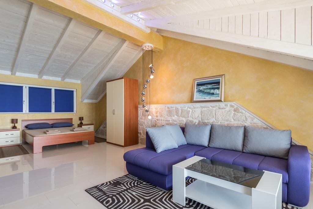 Holiday Home Luna Orebic Exterior photo